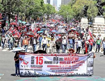 cnte va a paro nacional en 15 dias anuncia planton en zocalo 2 9dfc075c focus min0.24 min0.05 360 276 Pw27L0
