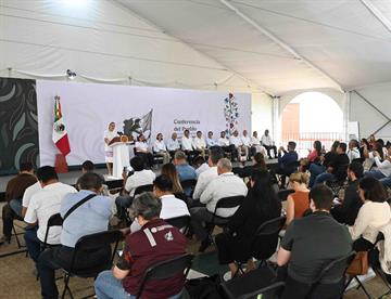 veracruz1 87702fed focus min0.49 0.12 360 276 4d0PLy