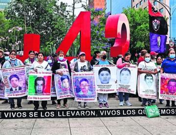 ayotzinapa a43084c6 focus min0.02 0.26 360 276