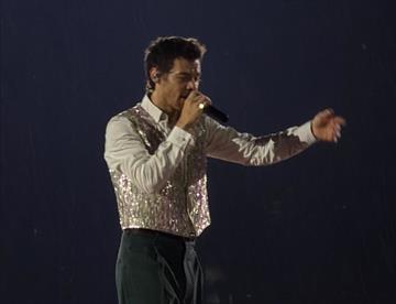 harry styles focus min0.27 0.38 360 276 Qeac02