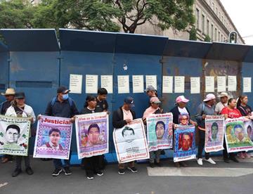 ayotzinapa focus 0 0 360 276 QbgXLm