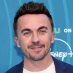 crop w1080 h901 frankie muniz 2026 focus min0.06 0.68 360 276 Lwxpv9