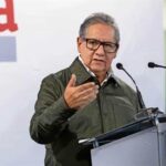 pide dictamen sobre prohibir moviles en escuelas de educacion basica2 focus 0.25 0.48 360 276 ERCTjr