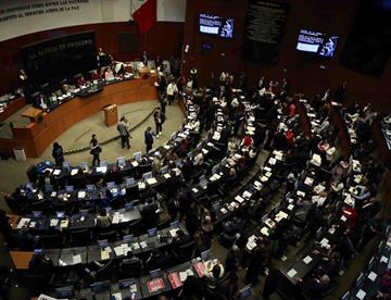 senado focus 0 0 360 276 zM3NSG