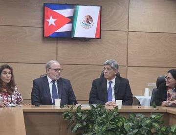 embajadorcuba focus 0 0 360 276 yddHbI