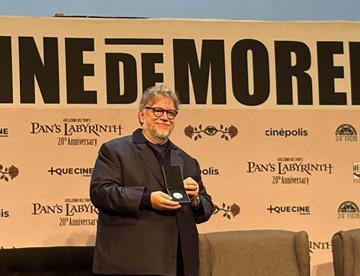 guillermo del toro focus min0.13 0.07 360 276 K2ojkk